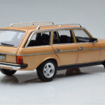 Mercedes 200T S123 AMG Package Beež Norev 1:18 - image 3 of 9