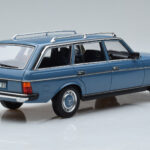 Mercedes 200T S123 Sinine Norev 1:18 - image 3 of 7