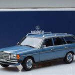 Mercedes 200T S123 Sinine Norev 1:18 - image 7 of 7