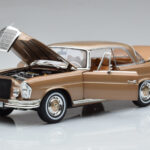 Mercedes 250 SE Coupe W111 Kuldne Metallik Norev 1:18 - image 2 of 7
