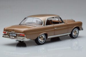 Mercedes 250 SE Coupe W111 Kuldne Metallik Norev 1:18 183759 Metall - pilt 3/7