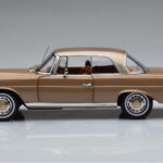 Mercedes 250 SE Coupe W111 Kuldne Metallik Norev 1:18 - image 4 of 7