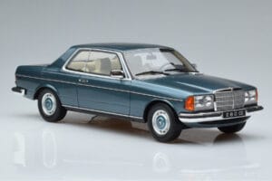 Mercedes 280 CE C123 Sinine Otto 1:18 OT627 Vaik - pilt 4/6