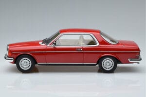 Mercedes 280 CE C123 Punane Otto 1:18 OT145 Vaik - pilt 3/6