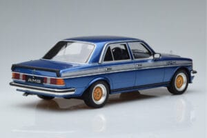 Mercedes 280 E AMG W123 Sinine Otto 1:18 OT221 Vaik - pilt 2/6