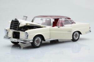 Mercedes 280 SE W108 Valge AUTOart 1:18 76287 Metall - pilt 2/8