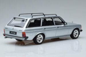 Mercedes 280 TE AMG S123 Hõbedane Otto 1:18 OT246 Vaik - pilt 2/6