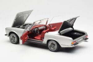 Mercedes 280 SL W113 Pagoda Hõbedane Schuco 1:18 450035000 Metall - pilt 5/8