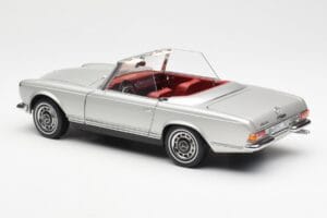 Mercedes 280 SL W113 Pagoda Hõbedane Schuco 1:18 450035000 Metall - pilt 7/8