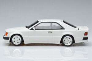 Mercedes 300 CE C124 AMG The Hammer Arctic Valge Otto 1:18 B66040639 Vaik - pilt 3/6