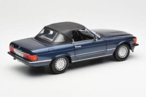 Mercedes 300 SL R107 Nautiline Sinine Norev 1:18 183466 Metall - pilt 3/8