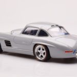 Mercedes 300 SL W198 Gullwing By S-Klub Hall GT Spirit 1:18 - image 5 of 6