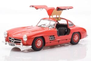 Mercedes 300 SL W198 Gullwing Punane Minichamps 1:18 110037211 Metall - pilt 2/8