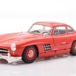 Mercedes 300 SL W198 Gullwing Punane Minichamps 1:18