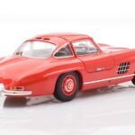 Mercedes 300 SL W198 Gullwing Punane Minichamps 1:18 - image 3 of 8