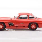 Mercedes 300 SL W198 Gullwing Punane Minichamps 1:18 - image 4 of 8
