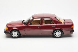 Mercedes 500E W124 Punane Metallic Edasimüüja Väljaanne Norev 1:18 B66040699 Metall - pilt 4/8