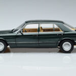 Mercedes 560 SEL W126 Tumerohelne Metallik Norev 1:18 - image 4 of 7