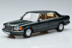 Mercedes 560 SEL W126 Tumerohelne Metallik Norev 1:18