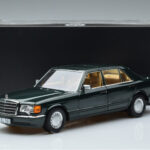 Mercedes 560 SEL W126 Tumerohelne Metallik Norev 1:18 - image 7 of 7