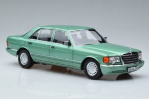 Mercedes 560 SEL W126 Heleroheline Norev 1:18 183469 Metall - pilt 5/7