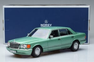 Mercedes 560 SEL W126 Heleroheline Norev 1:18 183469 Metall - pilt 7/7