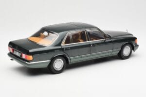 Mercedes 560 SEL W126 Night Roheline Metallik Dealer Edition Norev 1:18 B66040626 Metall - pilt 3/8
