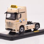 Mercedes Actros Gigaspace IAA 2012 Takso NZG 1:50 - image 2 of 4