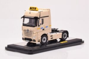 Mercedes Actros Gigaspace IAA 2012 Takso NZG 1:50 MM0015 Metall - pilt 2/4