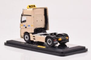 Mercedes Actros Gigaspace IAA 2012 Takso NZG 1:50 MM0015 Metall - pilt 3/4
