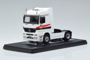 Mercedes Actros MP1 Valge IXO 1:43 TR064