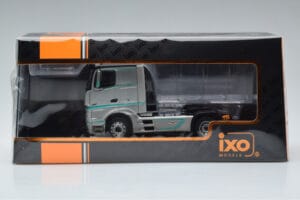 Mercedes Actros MP4 Racing Edition IXO 1:43 TR091 Metall - pilt 6/6