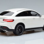 Mercedes AMG GLE 63S C292 Coupe Valge GT Spirit 1:18 - image 2 of 6