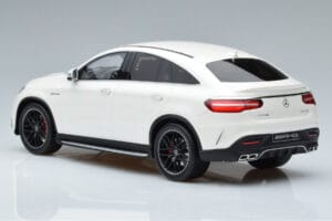 Mercedes AMG GLE 63S C292 Coupe Valge GT Spirit 1:18 B66965706 Vaik - pilt 5/6