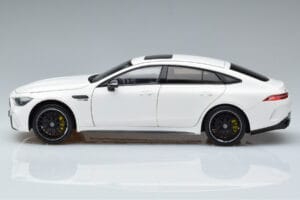 Mercedes AMG GT 63 S X290 Valge Norev 1:18 183445 Metall - pilt 4/7