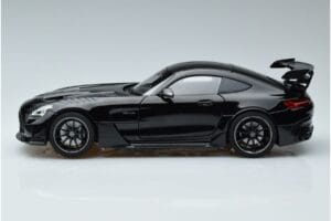 Mercedes AMG GT C190 Black Series Must Norev 1:18 183900 Metall - pilt 4/7