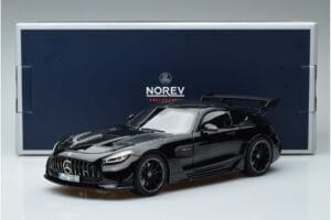Mercedes AMG GT C190 Black Series Must Norev 1:18 183900 Metall - pilt 7/7