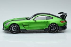 Mercedes AMG GT C190 Black Series Roheline Hell Magno Piiratud Väljaanne Norev 1:18 183903 Metall - pilt 4/7