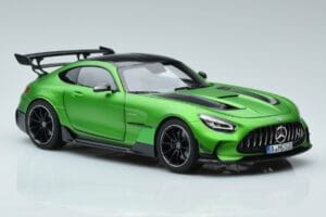 Mercedes AMG GT C190 Black Series Roheline Hell Magno Piiratud Väljaanne Norev 1:18 183903 Metall - pilt 5/7