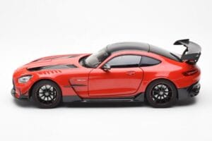 Mercedes AMG GT Black Series Punane Asia Exclusive Norev 1:18 183906 Metall - pilt 4/8