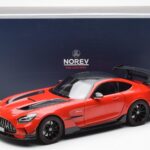 Mercedes AMG GT Black Series Punane Asia Exclusive Norev 1:18 - image 8 of 8
