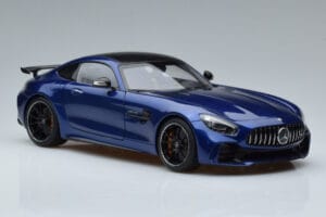 Mercedes AMG GT R C190 Briljantne Sinine AUTOart 1:18 76334 Metall - pilt 5/7
