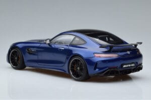 Mercedes AMG GT R C190 Briljantne Sinine AUTOart 1:18 76334 Metall - pilt 6/7
