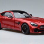 Mercedes AMG GT R C190 Kardinalipunane AUTOart 1:18 76331 Metall - image 5 of 7