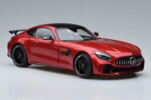 Mercedes AMG GT R C190 Kardinalipunane AUTOart 1:18 76331 Metall - pilt 5/7