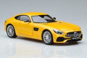 Mercedes AMG GT S Solarbeam Norev 1:18 B66960410 Metall - pilt 5/7