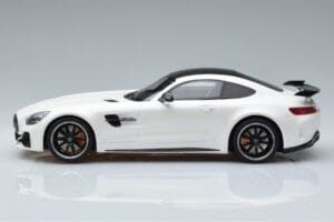 Mercedes AMG GT R Valge GT Spirit 1:18 KJ021 Vaik - pilt 3/6