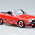 Mercedes AMG SL500 R107 Punane Otto 1:18 - image 4 of 6