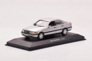Mercedes C-Class W202 C220 Hõbedane Minichamps 1:43 B66005705-M1 Metall - pilt 2/4