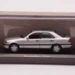 Mercedes C-Class W202 C220 Hõbedane Minichamps 1:43 - image 4 of 4